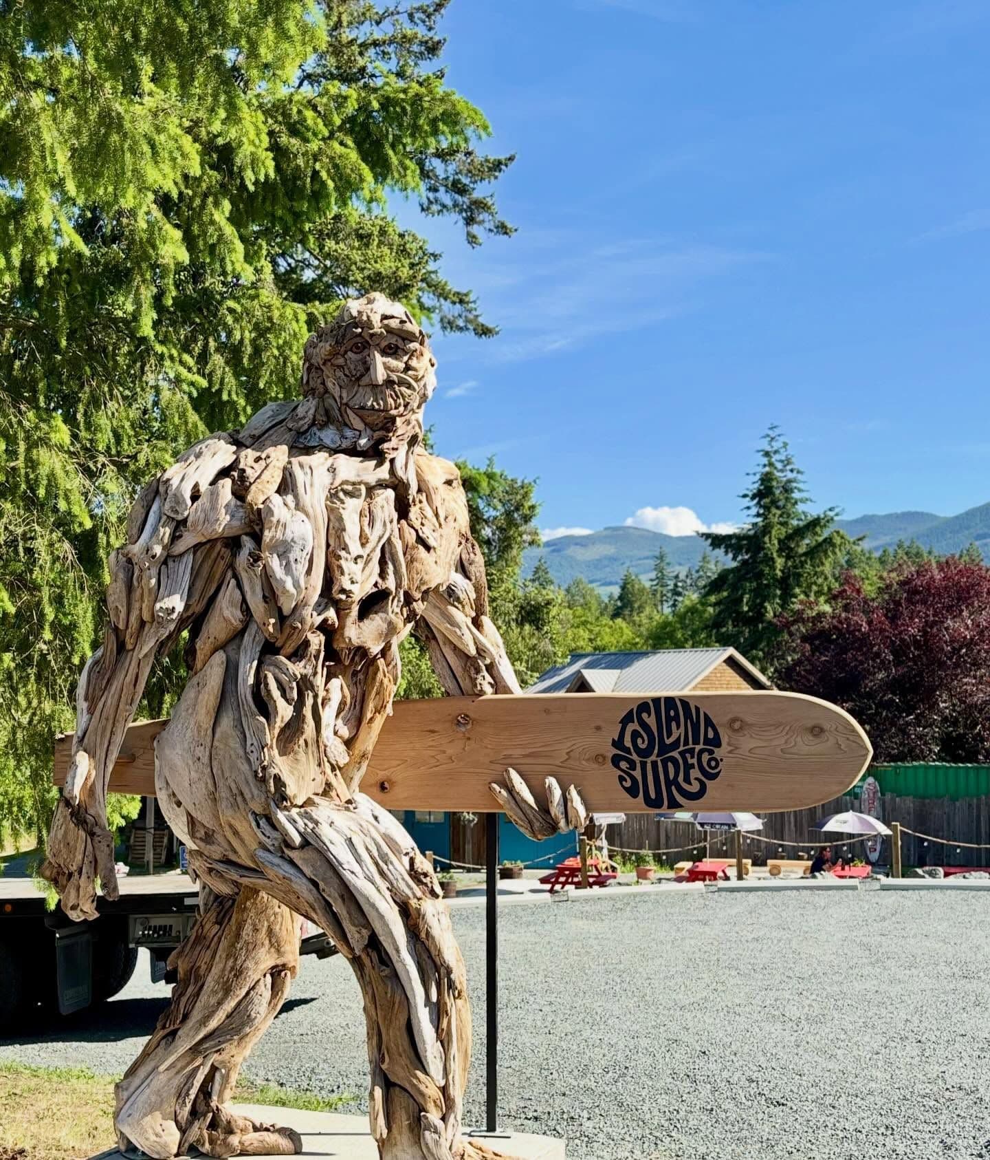 Island Surf Company logo