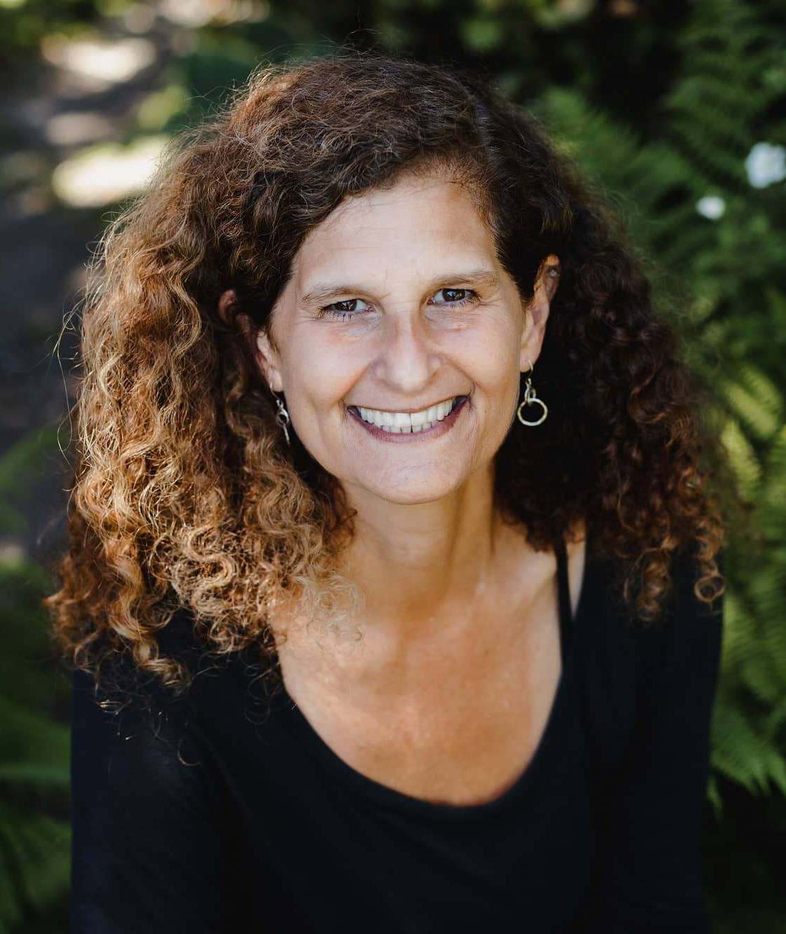 Glorie Averbach, Director